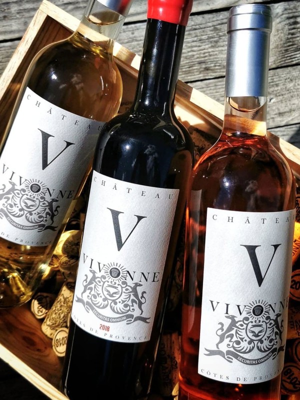 caisse de bouteilles de vin bandol domaine Vivonne